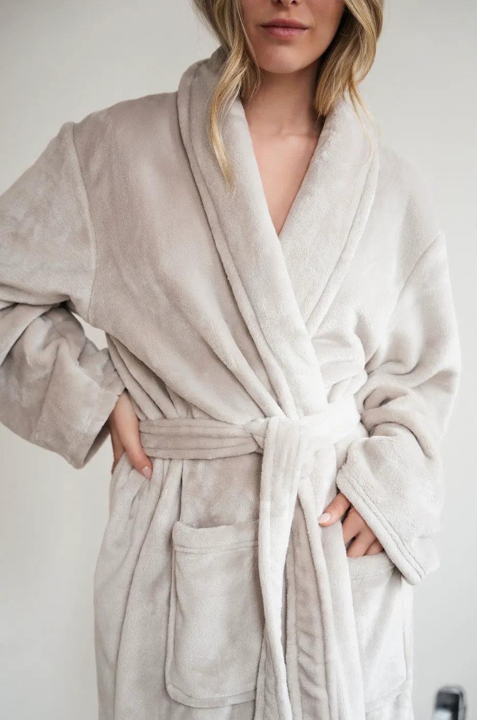 Solace Dove Grey Fleece Robe