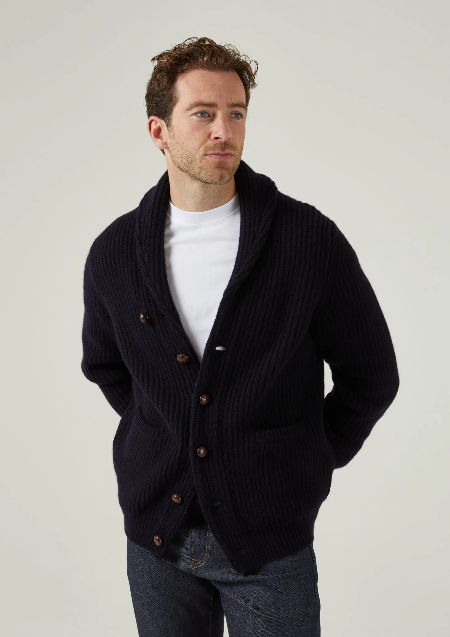 Usworth Men's Shawl Collar Lambswool Jumper In Navy - Regular Fit